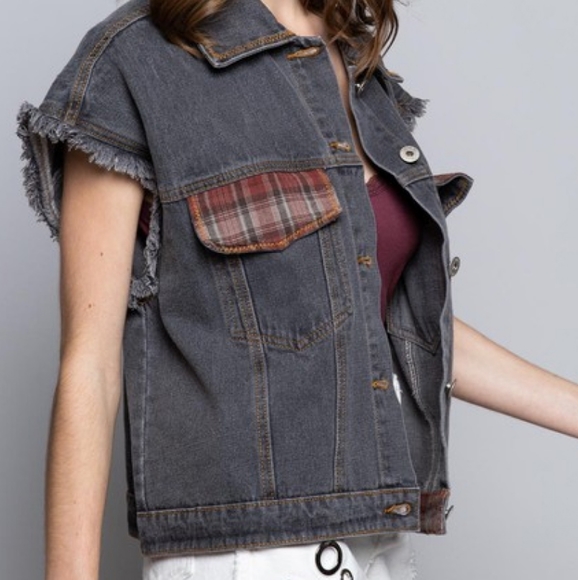 POL Plaid Pocket Short Sleeve Denim Jacket SOLD OUT - Picture 3 of 5